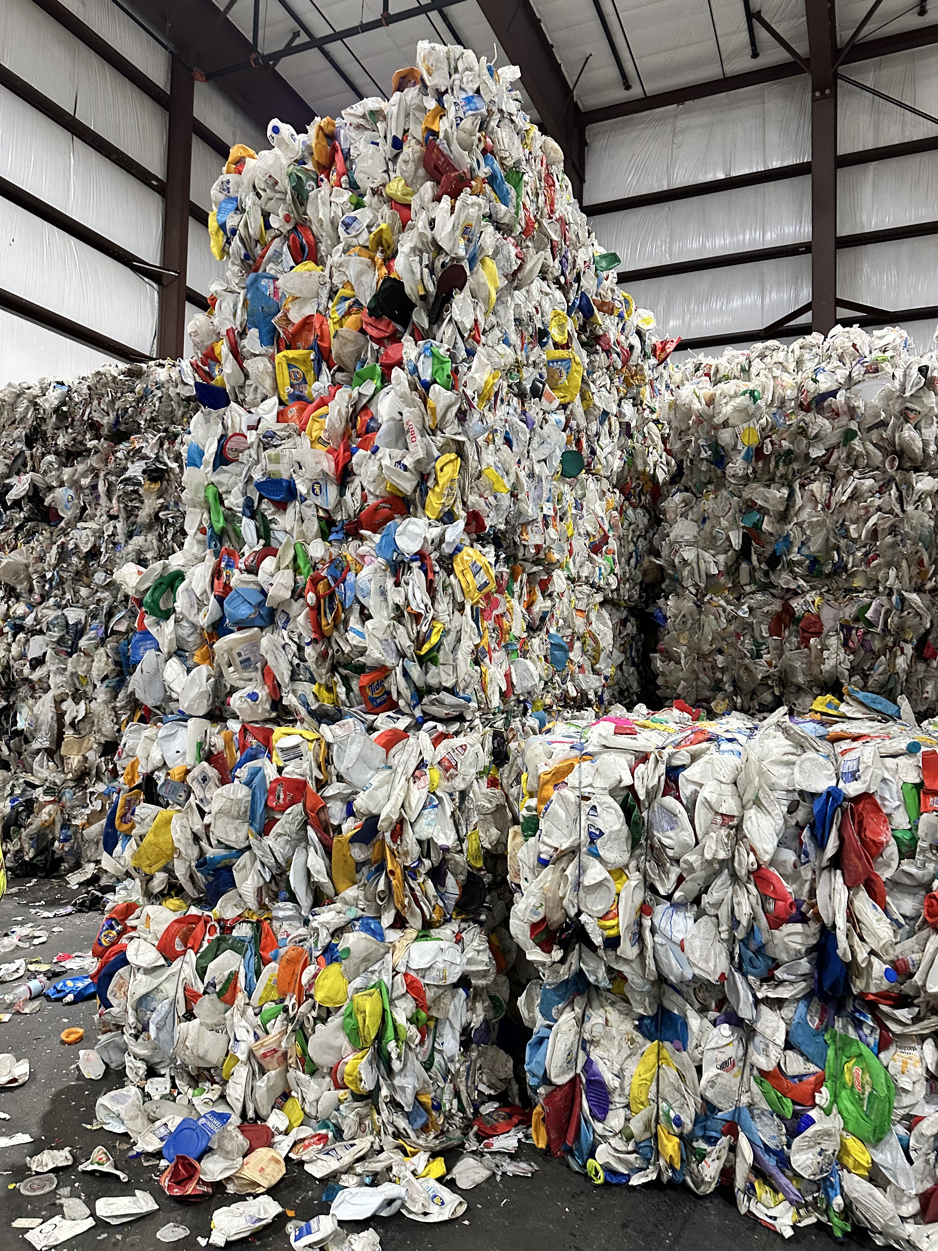 UBC aluminum can bales